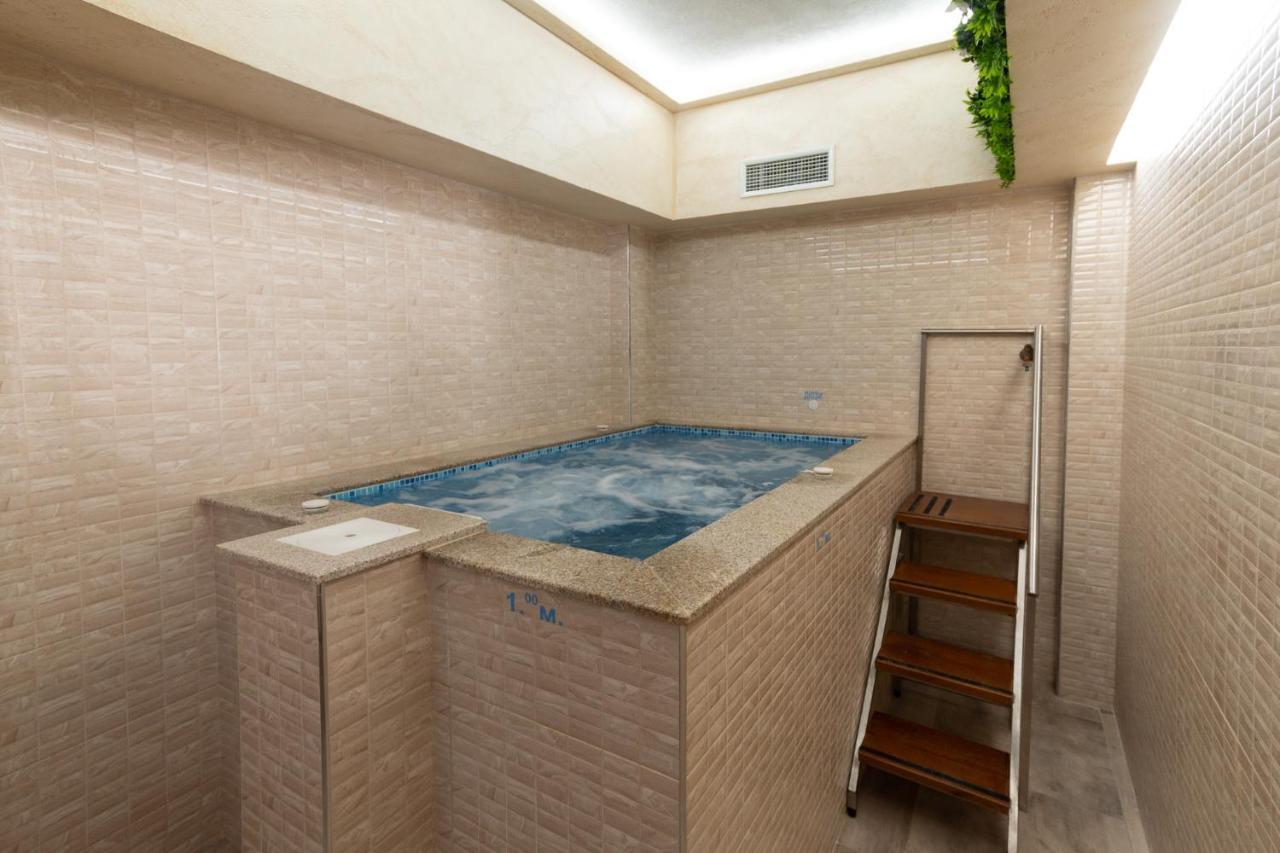 Apartamento Баня Аква Ризорт Exterior foto